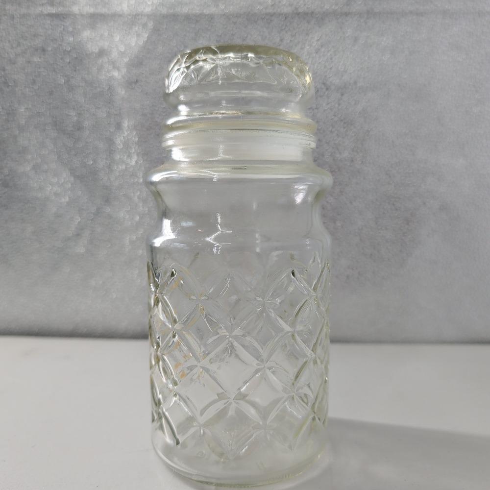 Vintage 1984 Planters Mr Peanut Glass Jar Airtight Lid Diamond Quilt Pattern